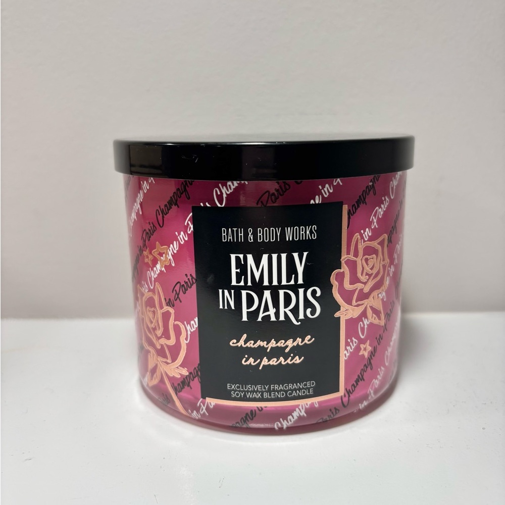 Bath & Body Works Emily in Paris Champagne in Paris Three Wick Candle
